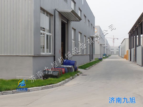 工厂车间外部(图1) 济南oety欧亿体育官网工厂车间大门