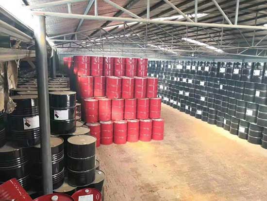 聚脲喷涂料(图1) 双组份聚脲喷涂料